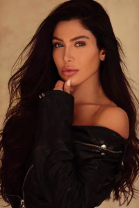 25 yaşında Ataşehir Escort Hande’nin sportif portresi.
